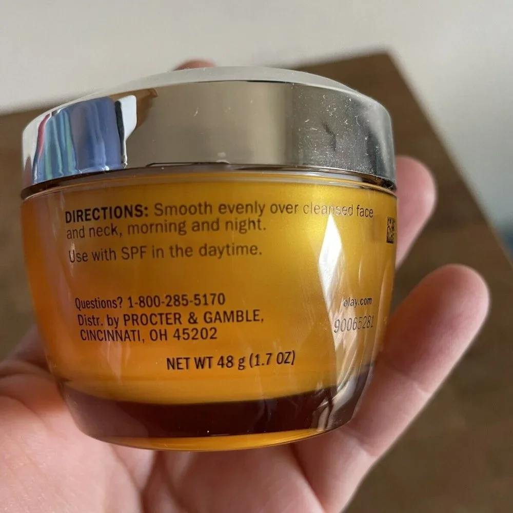 OLAY - Picture 2 of 2